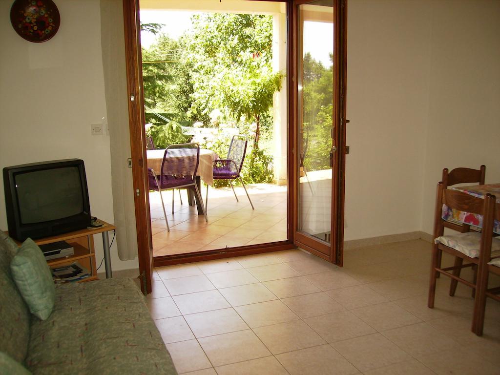Apartment Neda Z-Velika Okucnica, Besplatni Parking I Opticki Wi-Fi Labin  Rum bild